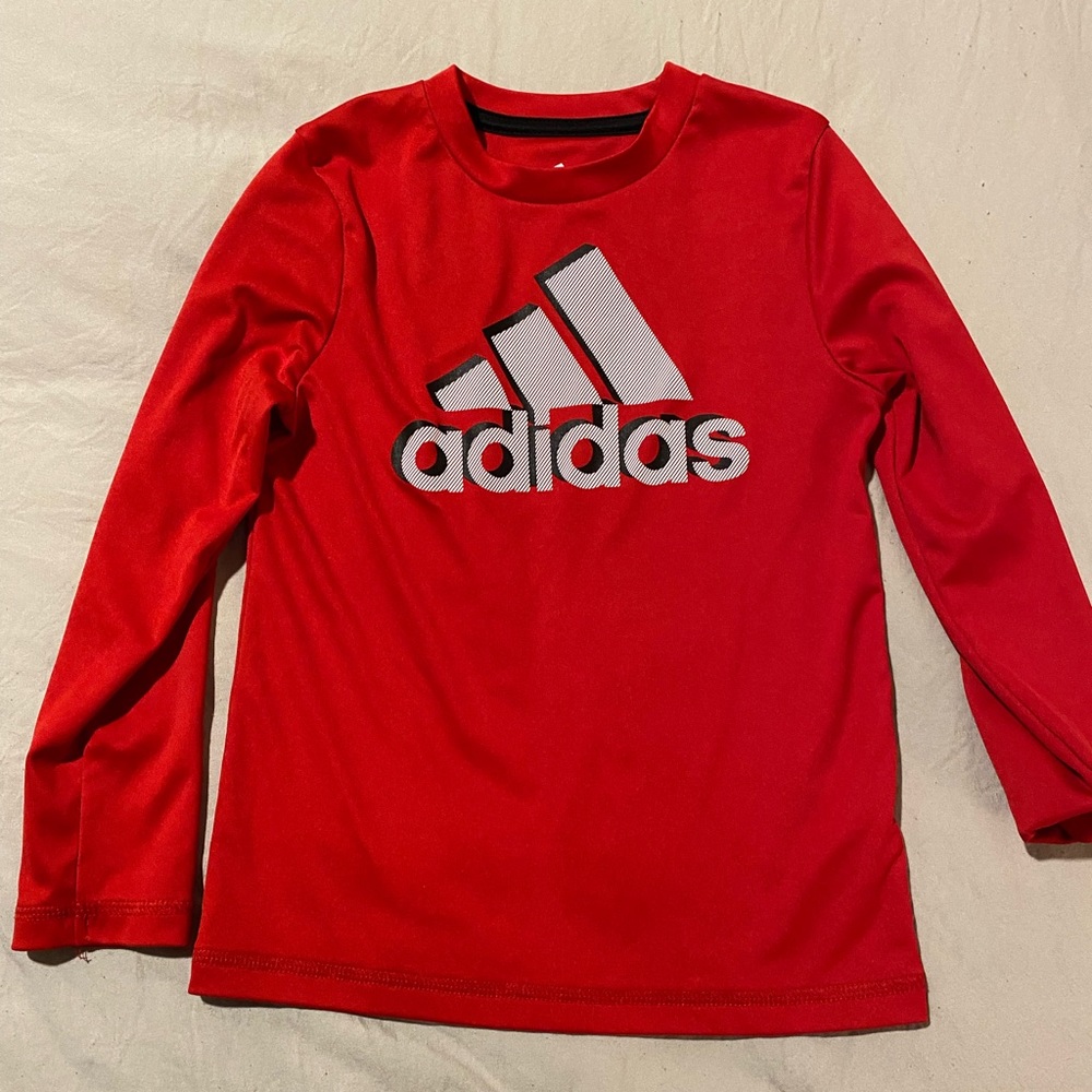 Adidas long sleeve tee. Size 3T